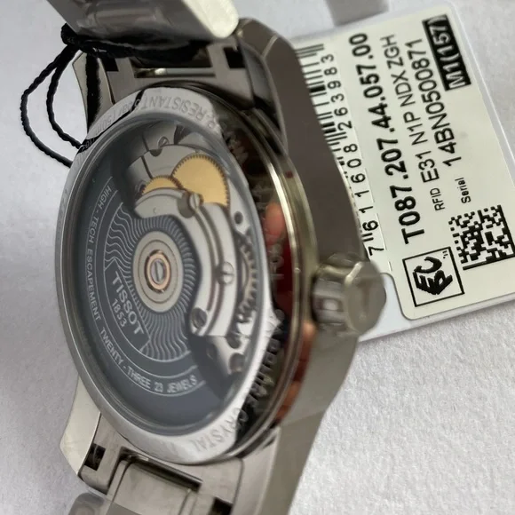 NEW🌟🇨🇭TISSOT Titanium with Sapphire Crystal 32mm, Swiss Made - Picture 8 of 12